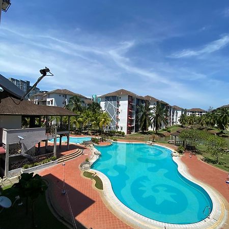 Smilez Homestay H102 & A306 At Pd Perdana Kondo Resort Port Dickson Luaran gambar