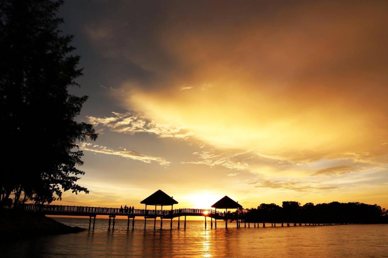 Smilez Homestay H102 & A306 At Pd Perdana Kondo Resort Port Dickson Luaran gambar